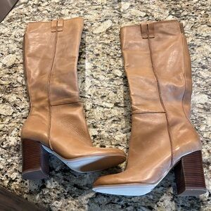 Sam Edelman woman’s tan boots size 7.5. Like new